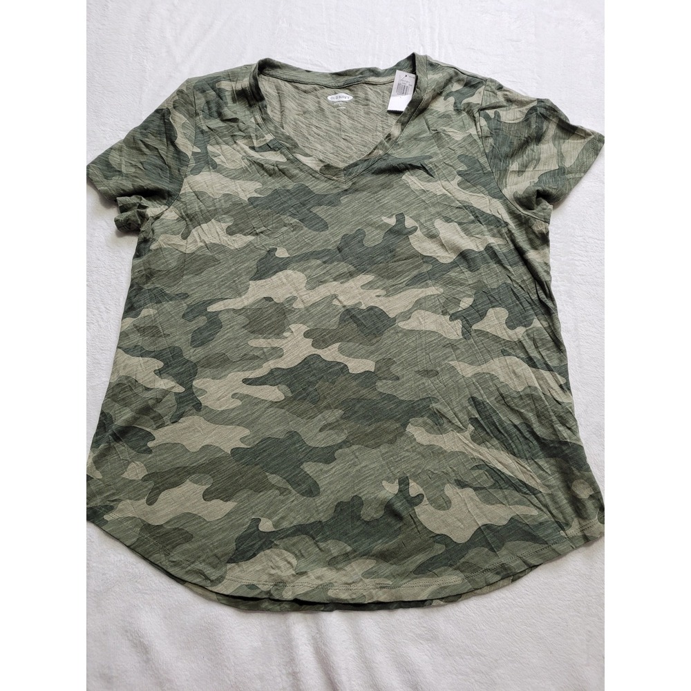 NWT Old Navy EveryWear T-Shirt Women L Green Camo V-Neck Short Sleeve Cotton